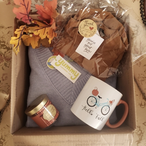 Other - 🍁Fall  Mystery Warm and Cozy Box 🎃🎃Price Firm